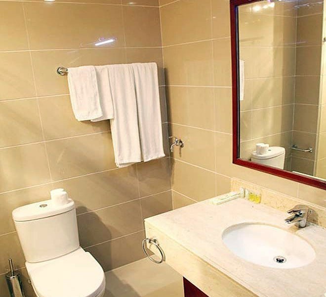 hotelPic