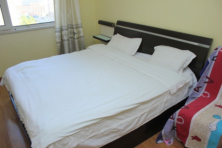 hotelPic