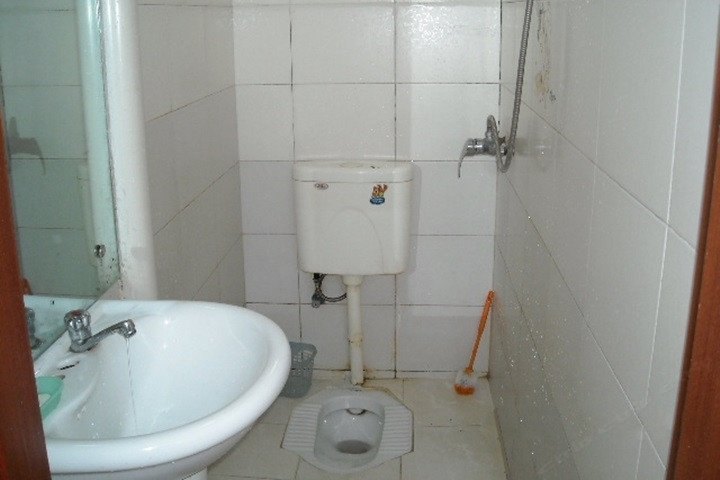 hotelPic