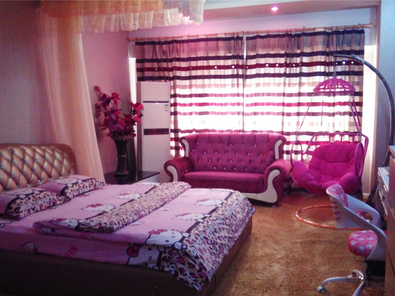 hotelPic