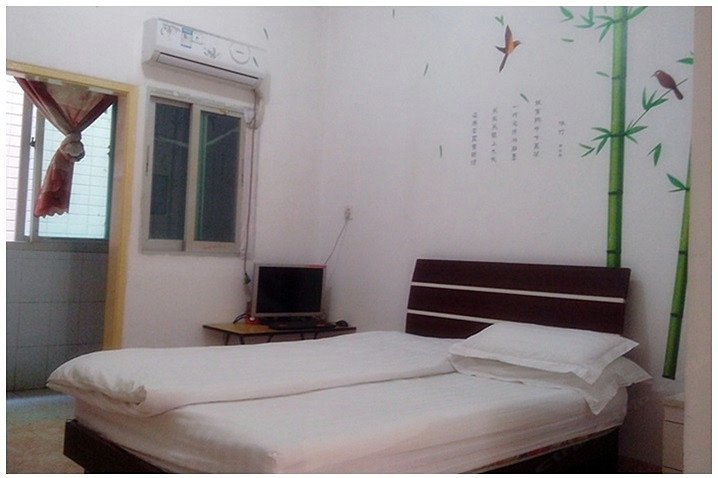 hotelPic