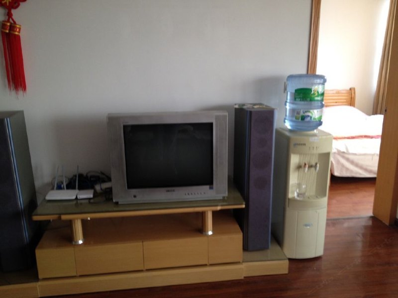hotelPic