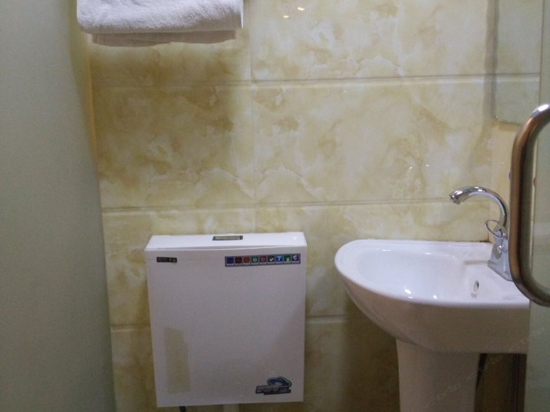 hotelPic