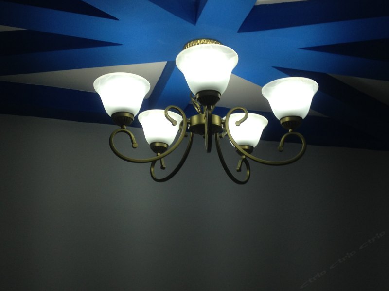 hotelPic