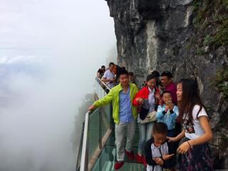 张家界游跟团费用_去张家界旅游哪家好_旅游团张家界旅游