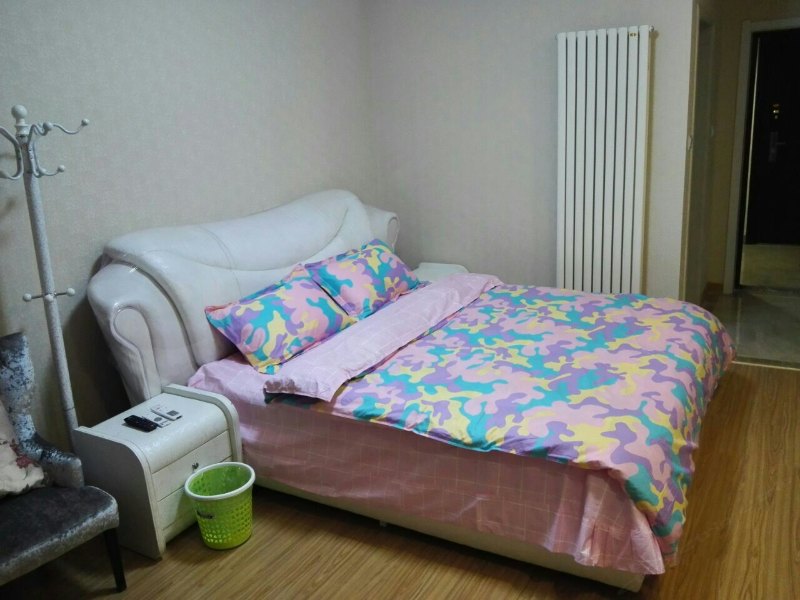 hotelPic