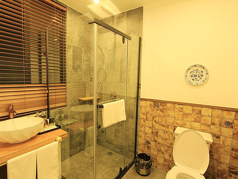 hotelPic