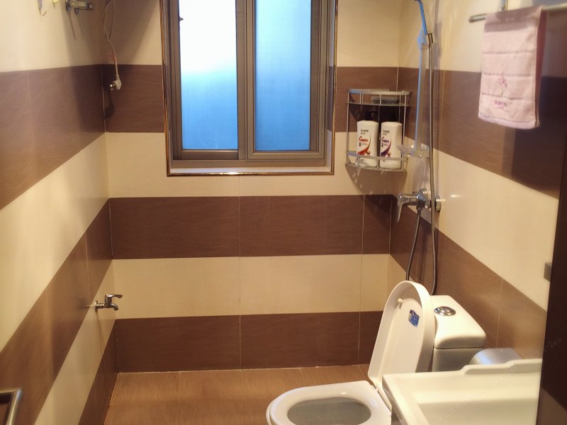 hotelPic