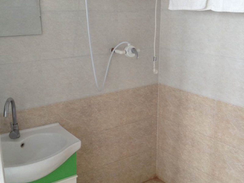 hotelPic