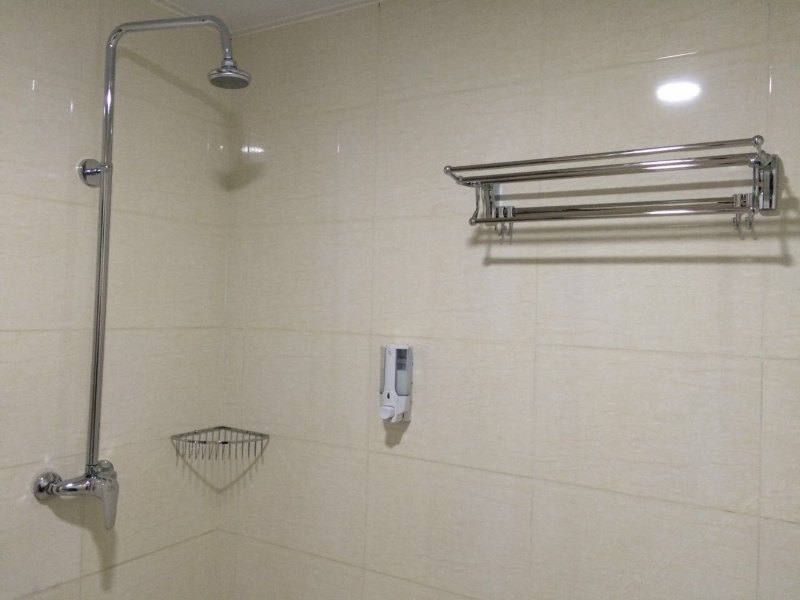 hotelPic