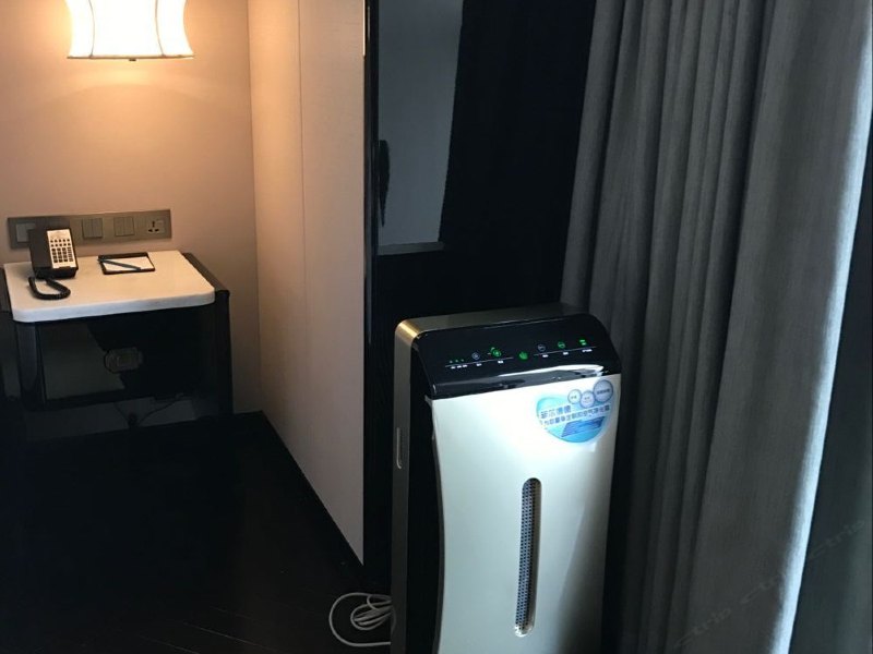 hotelPic