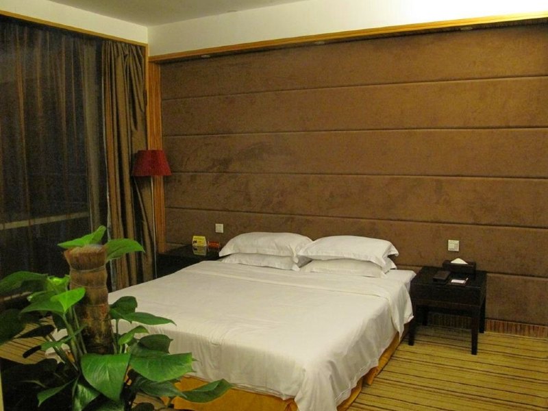 hotelPic