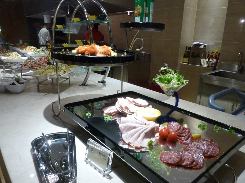 hotelPic