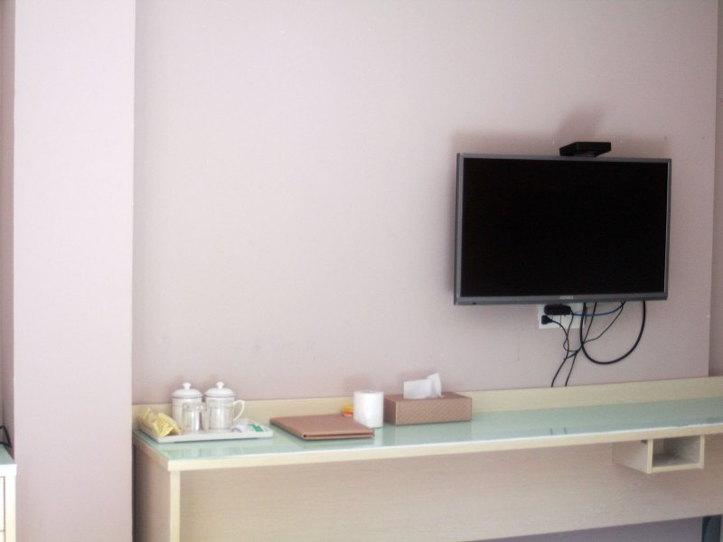 hotelPic
