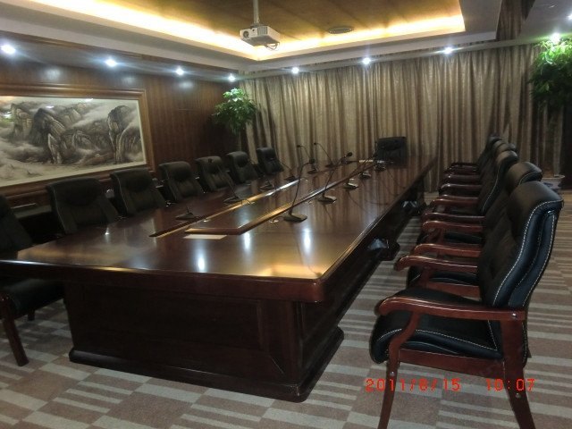 hotelPic