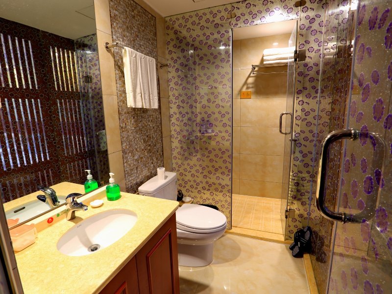 hotelPic