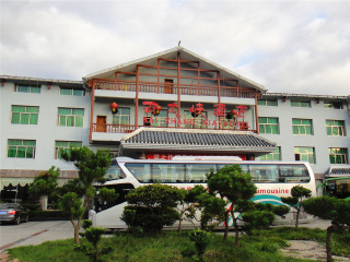 十一張家界游報價_張家界旅游要多少錢跟團_張家界五日游路線