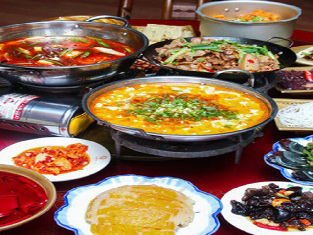 可自由选择恩施特色土家美食哦早餐:敬请自理;午餐:敬请自理;晚餐