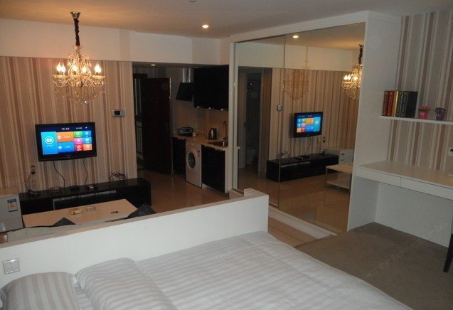 hotelPic