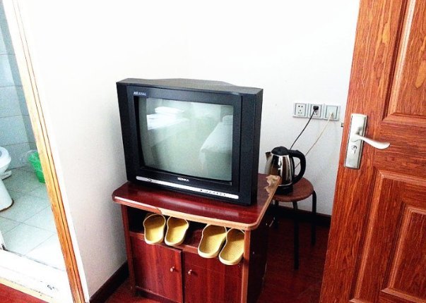 hotelPic