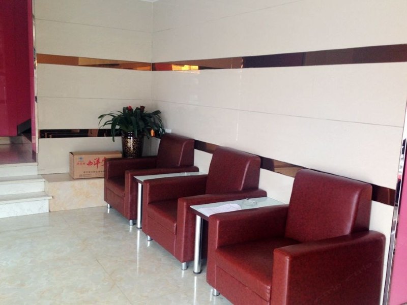 hotelPic
