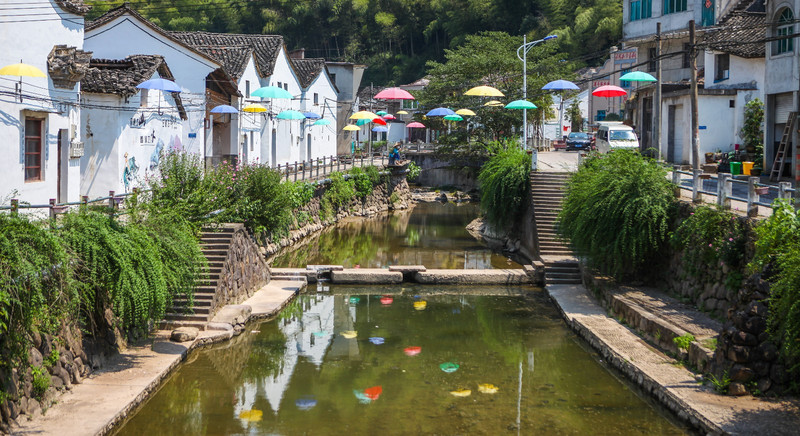 永康最高山峰下的村落棠溪村