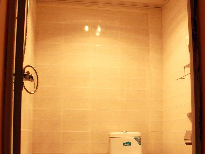 hotelPic