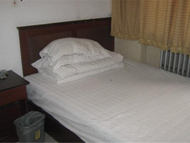hotelPic