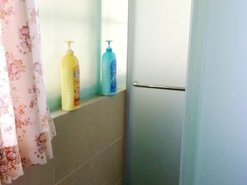 hotelPic