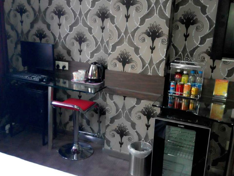 hotelPic