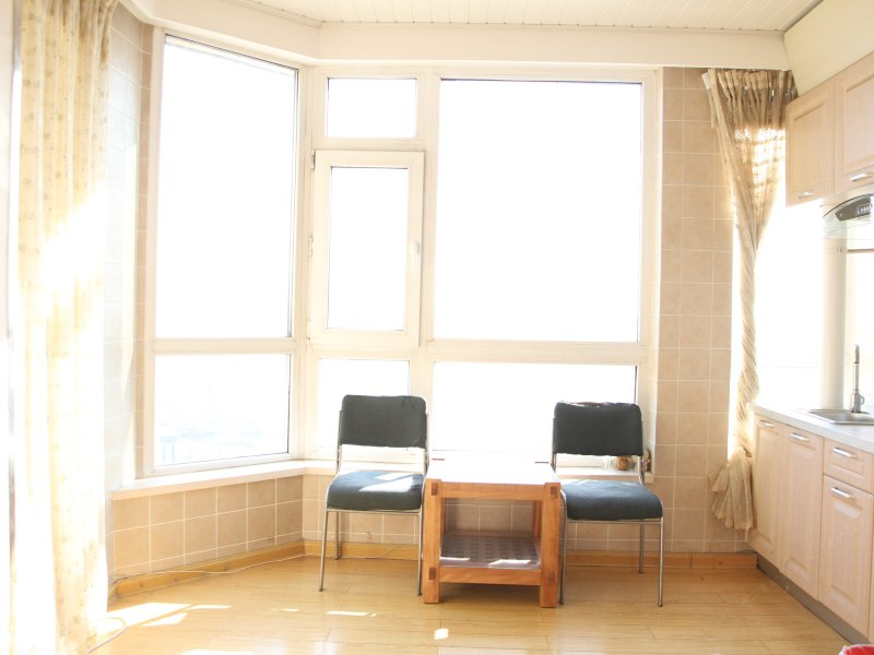 hotelPic
