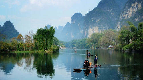 梯田-全景大漓江-冠岩-世外桃源-阳朔高铁4日游南昌往返,醉漂遇龙河