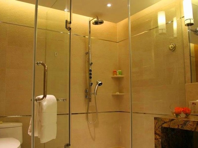 hotelPic
