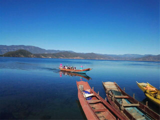 麗江瀘沽湖游跟團多少錢2021_麗江瀘沽湖游組團_到麗江瀘沽湖旅游