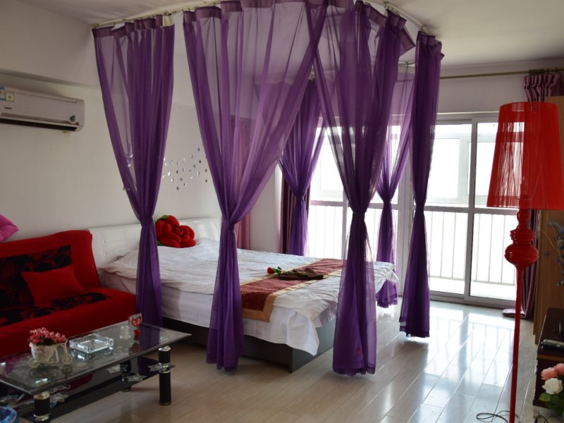 hotelPic