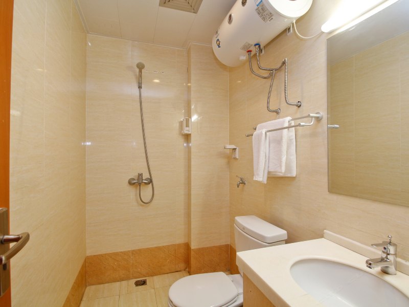 hotelPic