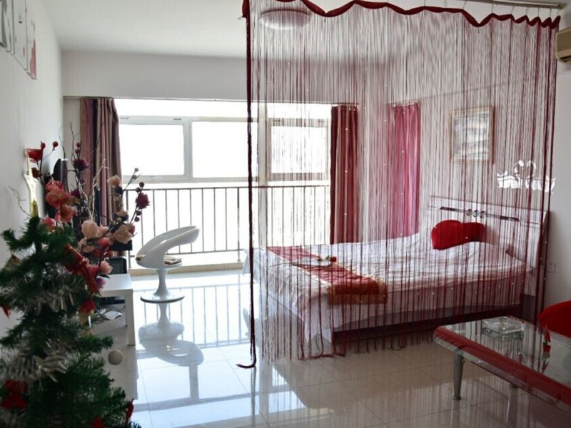 hotelPic