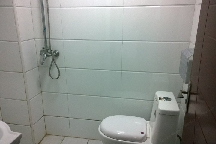 hotelPic