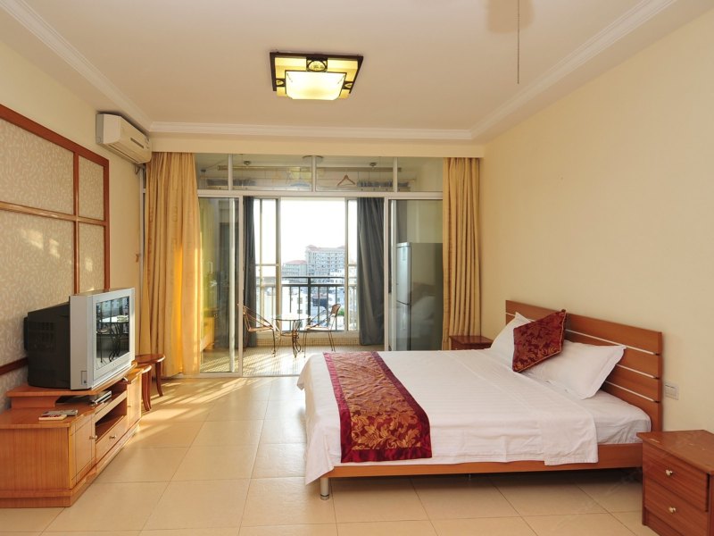 hotelPic