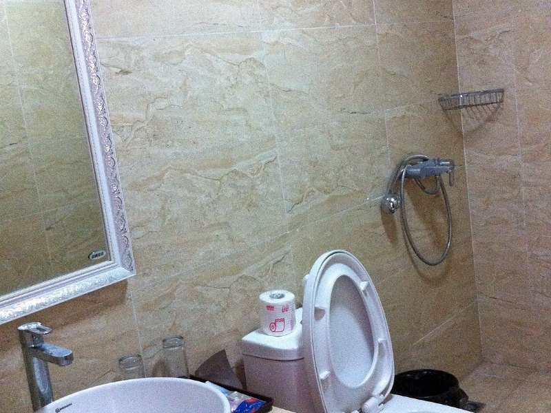 hotelPic