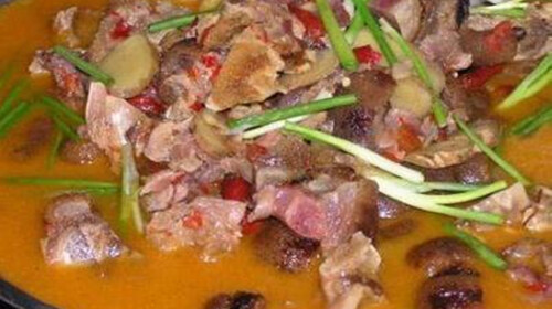 宜昌美食小荐:腊肉火锅,长江肥鱼