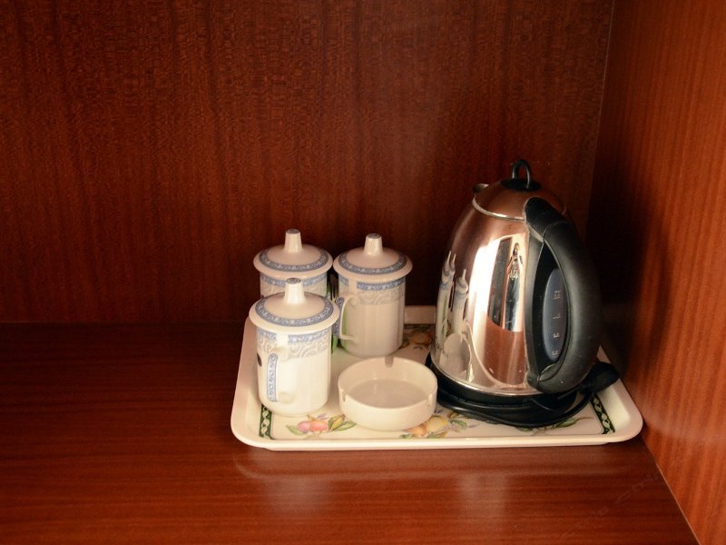 hotelPic