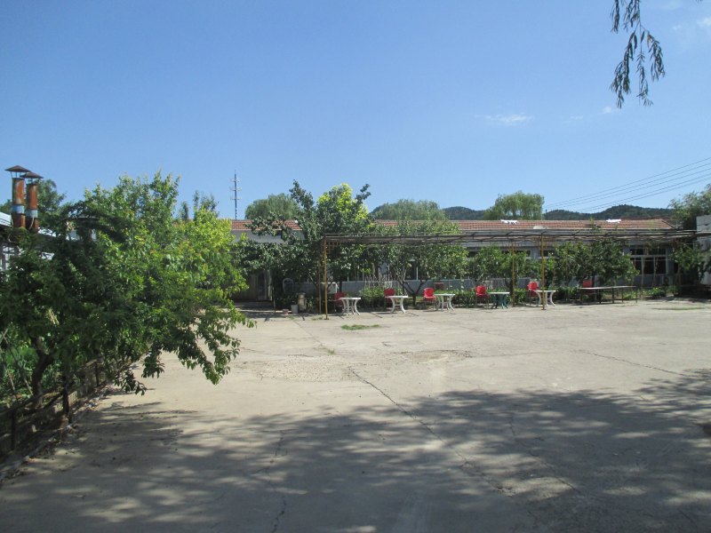 北京云霞山岗饭庄