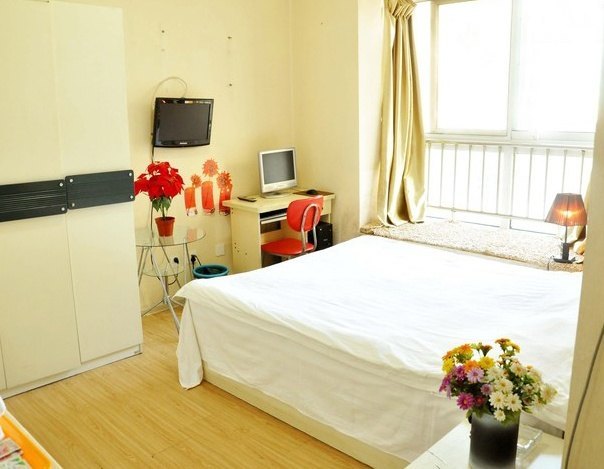 hotelPic
