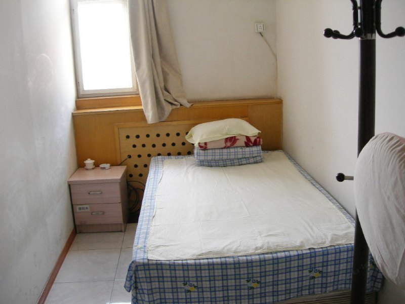 hotelPic