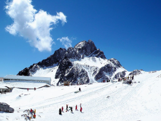 去云南香格里拉旅游_云南香格里拉私人定制旅游_云南香格里拉旅游跟團需多少錢