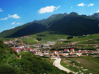 新疆旅行團(tuán)_怎么去新疆旅游_新疆游跟團(tuán)多少錢2021