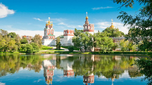 俄罗斯莫斯科圣彼得堡6晚8日游 冬宫、夏宫、