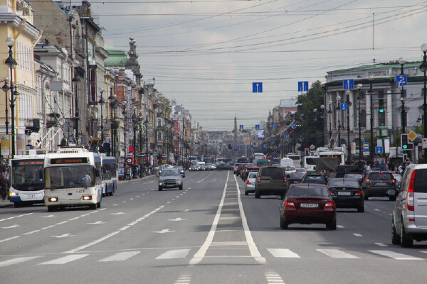 夏天去圣彼得堡穿衣指南_夏天去圣彼得堡当月