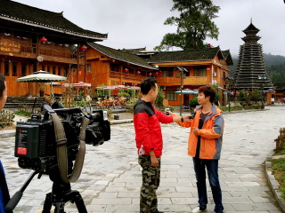 凤凰古城旅游报团价格_凤凰古城落地签_9月份凤凰古城游价格